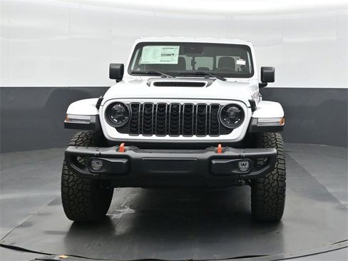 New 2025 Jeep Gladiator Mojave image 5