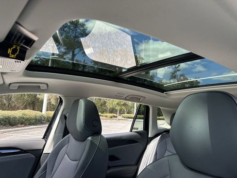 New 2026 Volkswagen Tiguan SE image 22