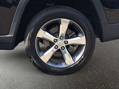 Used 2021 Jeep Grand Cherokee L Limited image 35