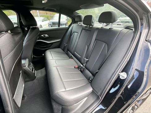 Used 2021 BMW 330i Sedan w/ M Sport Package image 22