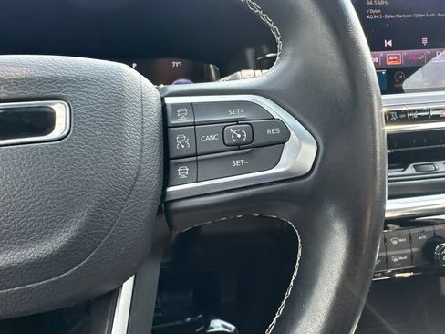 Used 2022 Jeep Compass High Altitude AWD/4WD image 47