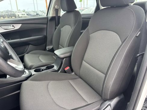 Used 2024 Kia Forte LXS FWD image 15