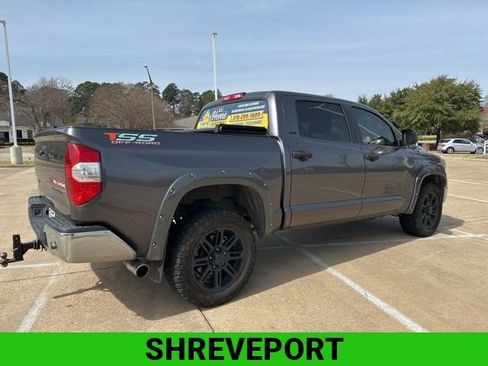 Used 2018 Toyota Tundra SR5 w/ SR5 Upgrade Package image 4