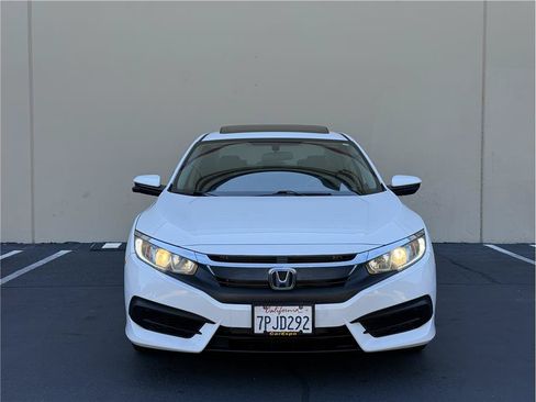 Used 2016 Honda Civic EX image 3