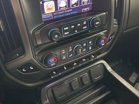 Used 2018 GMC Sierra 1500 SLT w/ All Terrain Package AWD/4WD image 83