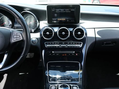 Used 2018 Mercedes-Benz C 350e Sedan image 24