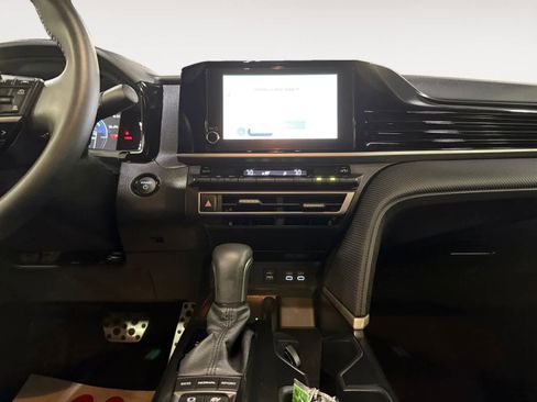 Used 2026 Toyota Camry SE image 15