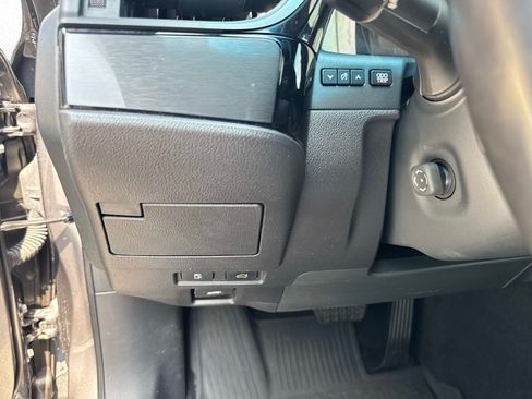 Used 2024 Lexus ES 350 w/ Premium Package FWD image 31