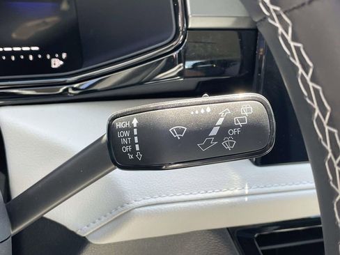 New 2026 Volkswagen Taos S FWD image 23