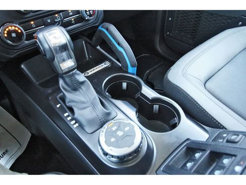 Used 2024 Ford Bronco Black Diamond AWD/4WD image 27