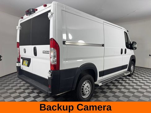 Used 2025 RAM ProMaster 2500 w/ U-Haul Equipment Group FWD image 7