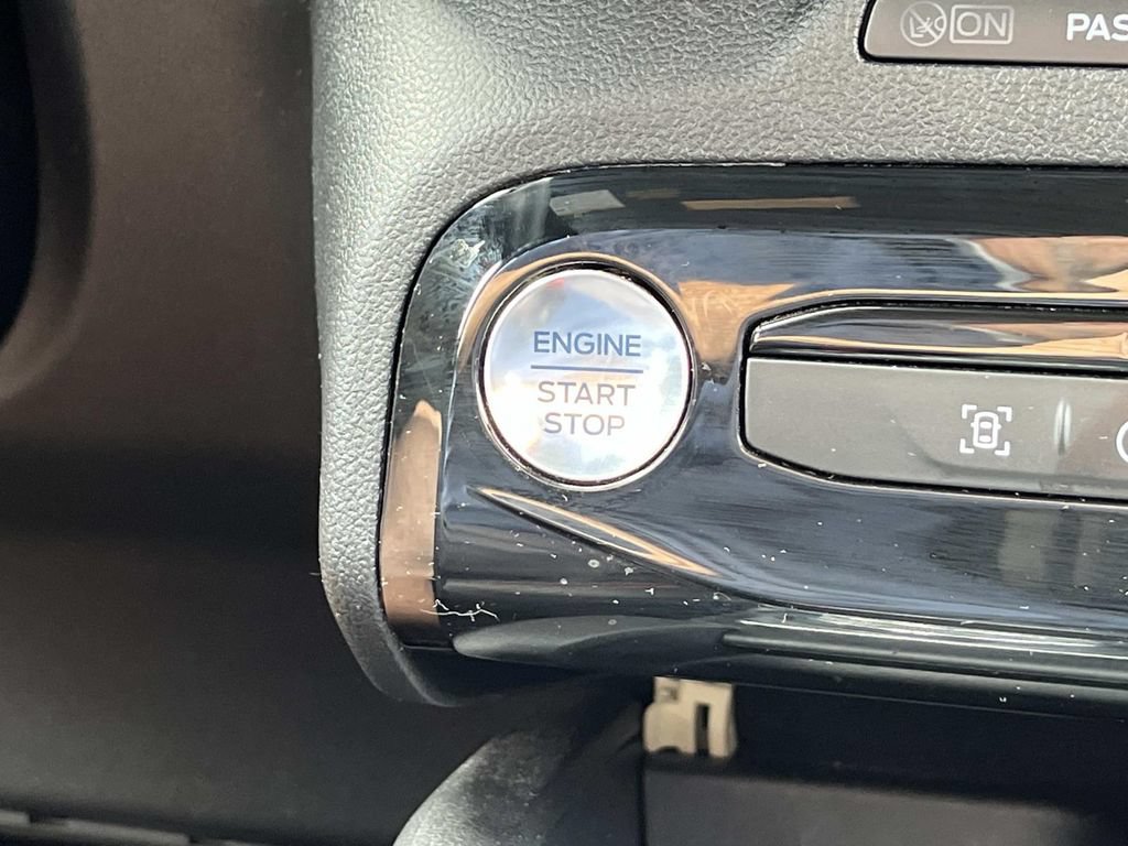 Used 2024 Ford Escape ST-Line w/ Tech Pack #1 AWD/4WD image 35