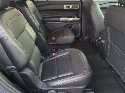 Certified 2021 Ford Explorer XLT w/ Equipment Group 202A image 20