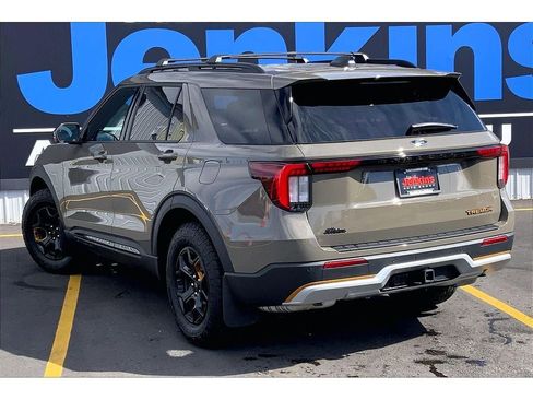 Used 2026 Ford Explorer Tremor w/ Tremor Ultimate Package AWD/4WD image 13