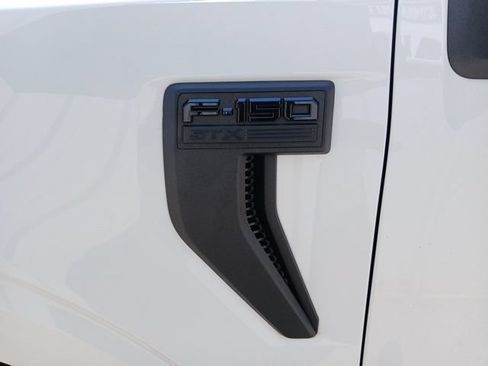 Used 2022 Ford F150 XL w/ STX Black Appearance Package AWD/4WD image 11