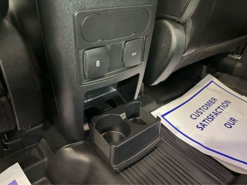 Used 2023 Ford Explorer XLT w/ Equipment Group 202A AWD/4WD image 22