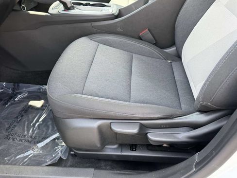 Used 2024 Chevrolet Trax LS FWD image 15