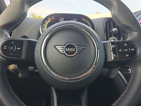 Used 2023 MINI Cooper Countryman S w/ Signature Upholstery Package image 21