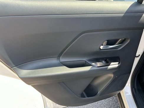 Used 2026 Nissan Kicks SV w/ Cold Weather Package FWD image 20