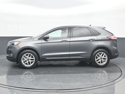 Used 2023 Ford Edge SEL w/ Convenience Package image 3