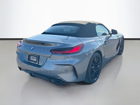 Used 2024 BMW Z4 M40i w/ Premium Package image 12