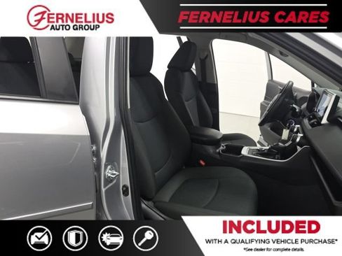 Used 2024 Toyota RAV4 LE AWD/4WD image 18