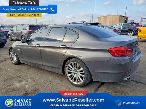 Used 2011 BMW 528i Sedan image 3