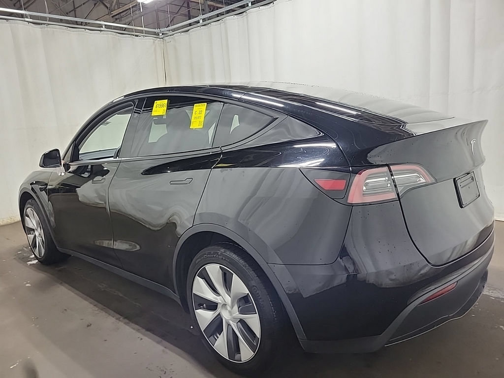 Used 2023 Tesla Model Y Long Range AWD/4WD image 4