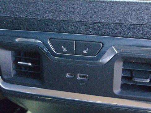 Used 2024 Chevrolet Silverado 1500 LTZ image 38