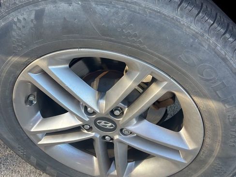 Used 2018 Hyundai Santa Fe Sport w/ 2.4L Value Package 02 image 11