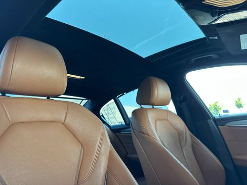 Used 2018 BMW 530e RWD image 17