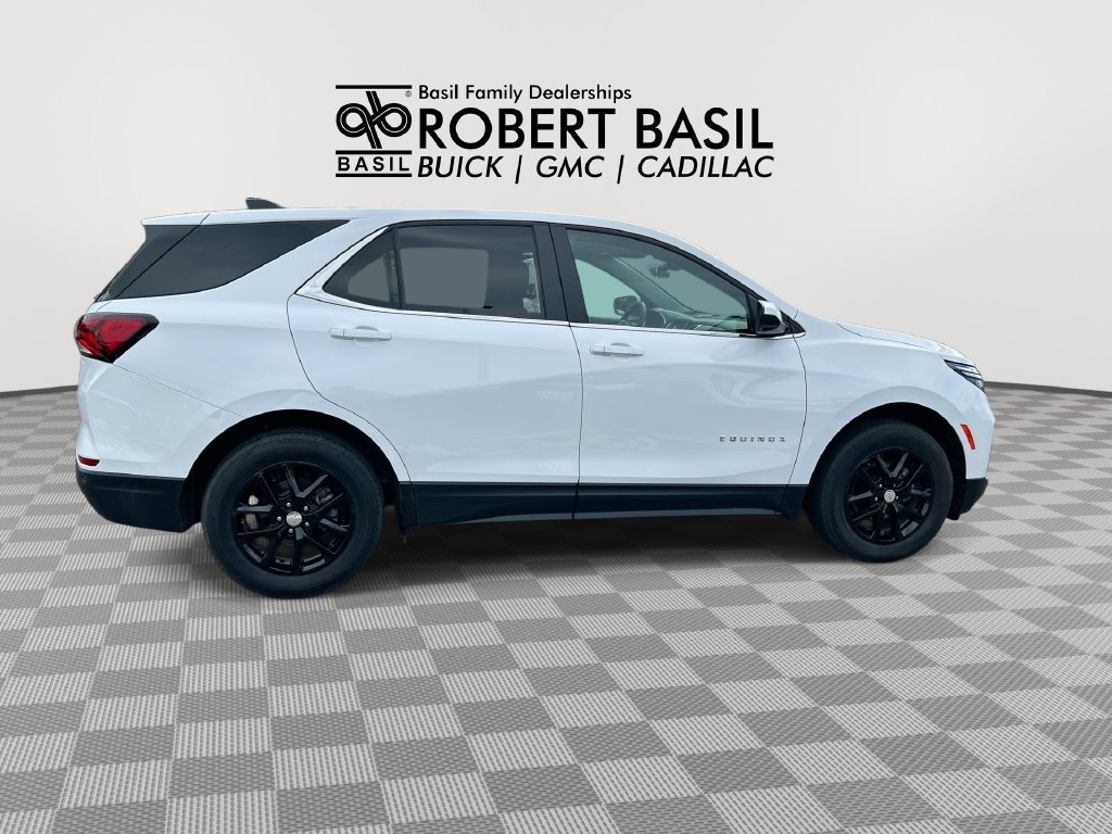 Used 2024 Chevrolet Equinox LT w/ LPO, Floor Liner Package AWD/4WD image 9