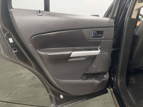 Used 2014 Ford Edge SE w/ Equipment Group 101A FWD image 13