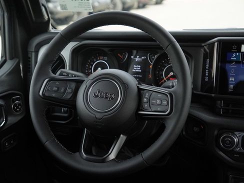 New 2026 Jeep Gladiator Sport AWD/4WD image 30