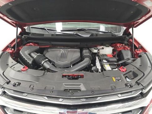 New 2026 Chevrolet Traverse LT w/ Sun and Wheel Package FWD image 28