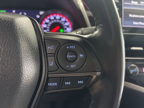 Used 2021 Toyota Camry XSE FWD image 18