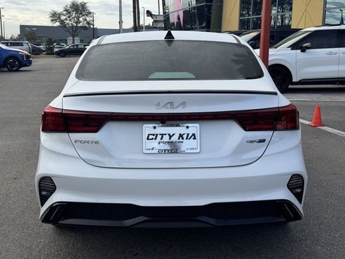 Certified 2024 Kia Forte GT-Line image 4