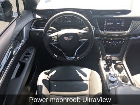Used 2023 Cadillac XT6 Premium Luxury w/ Technology Package image 17