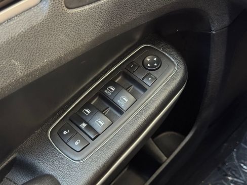 Used 2023 Chrysler 300 S RWD image 23