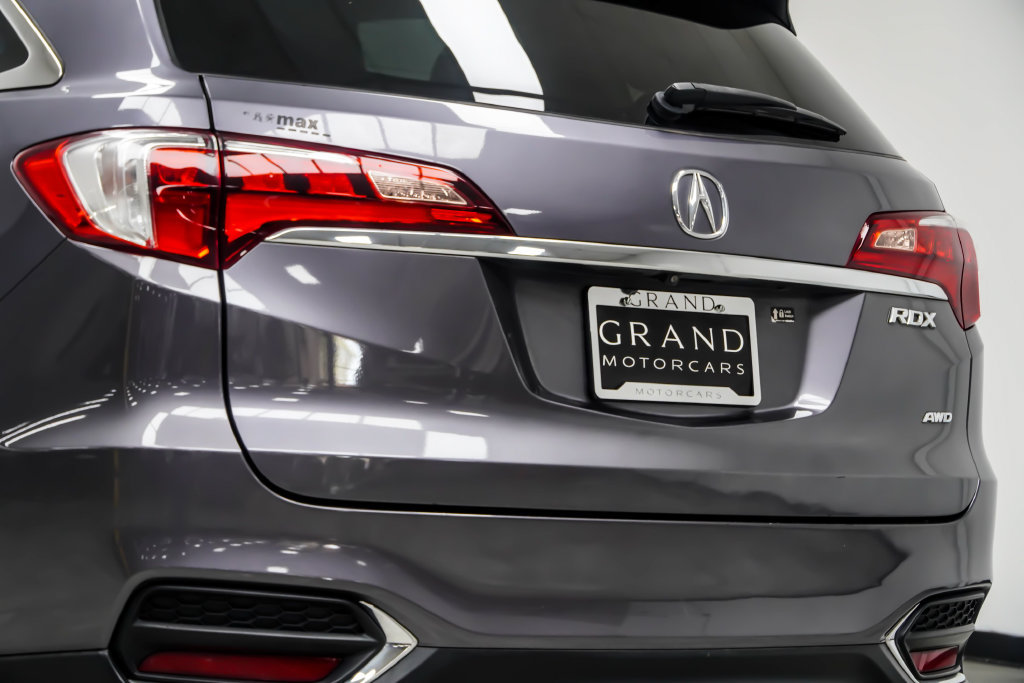 Used 2018 Acura RDX w/ Technology Package AWD/4WD image 17