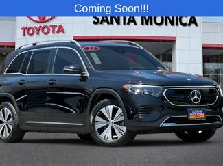Used 2023 Mercedes-Benz EQB 300 4MATIC video 1