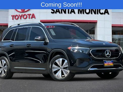 Used 2023 Mercedes-Benz EQB 300 4MATIC image 1