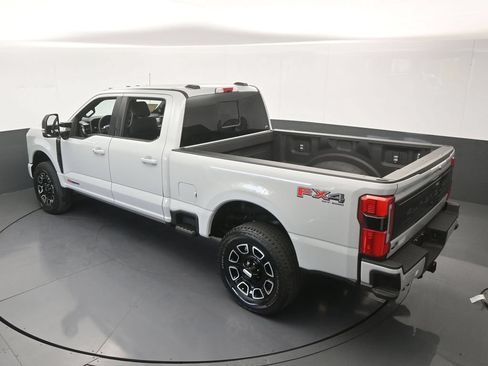 Used 2026 Ford F350 Platinum w/ FX4 Off-Road Package AWD/4WD image 65