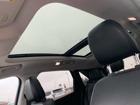 Used 2021 Ford Escape Titanium w/ Titanium Premium Package image 6