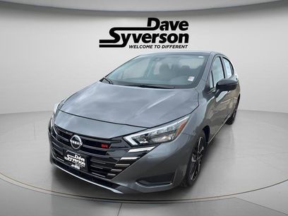 New 2025 Nissan Versa SR w/ Trunk Package