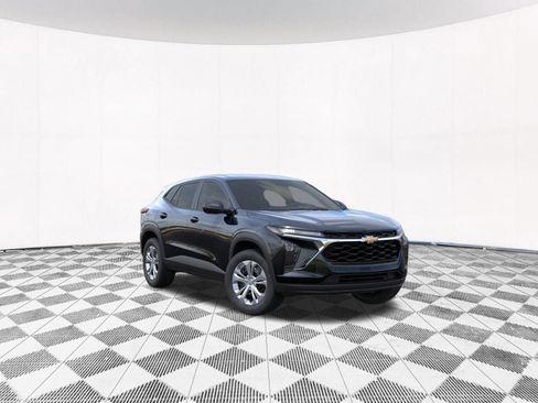 New 2026 Chevrolet Trax LS FWD image 8