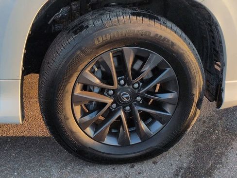 Used 2021 Lexus GX 460 Premium image 13