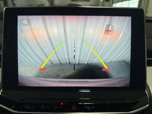 Used 2024 Jeep Compass Limited image 12