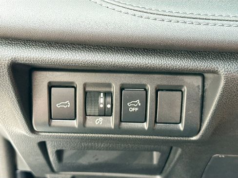 Used 2024 Subaru Outback Limited image 16