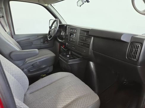 Used 2014 GMC Savana 1500 LT w/ LT Preferred Equipment Group AWD/4WD image 28